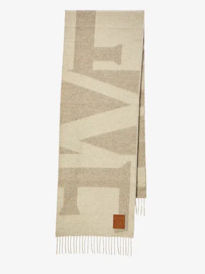 Loewe Logo Cashmere Fringed Scarf In Neutral