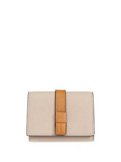 Loewe Logo-embossed Leather Wallet In Neutrals