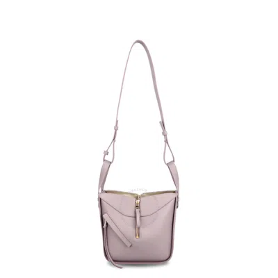 Loewe Logo Embossed Shoulder Bag In Purple