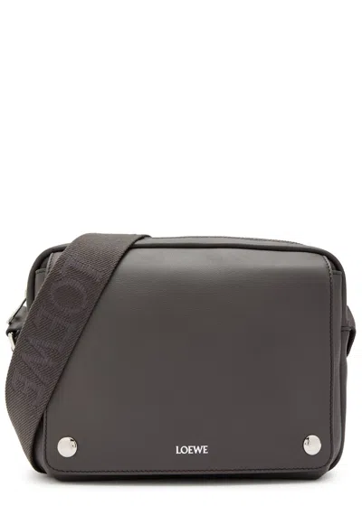Loewe Logo-plaque Shoulder Bag In Animal Print