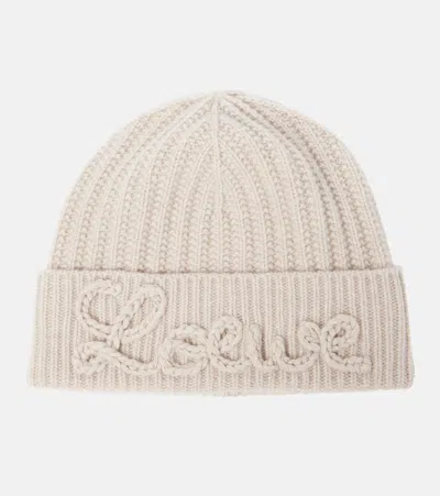 Loewe Logo Ribbed-knit Wool Beanie In Neutrals