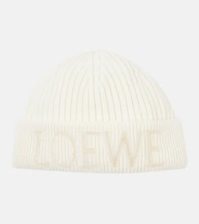 Loewe Logo Wool Beanie In White