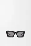 Loewe Lunettes De Soleil Transparentes Beveled Cateye In Black