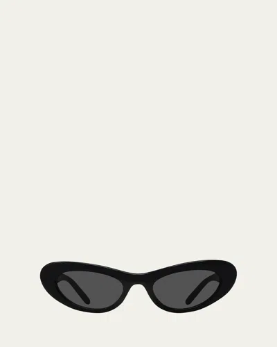 Loewe Lw40156uw Oval Sunglasses In Black