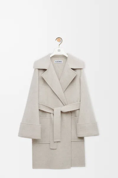 Loewe Belted Coat In Cashmere Size:34 For Woman In Neutral