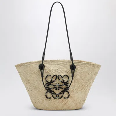 LOEWE LOEWE MEDIUM ANAGRAM BASKET BAG IN NATURAL/BLACK
