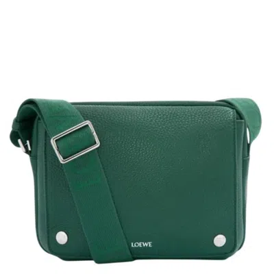 Loewe Medium Pebble Messenger Bag In Green