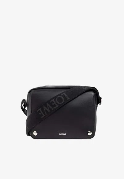 Loewe Medium Pebble Shoulder Bag In Black