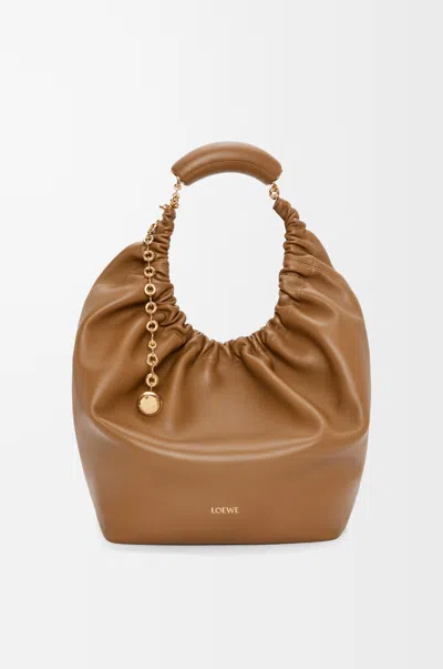 Loewe Medium Squeeze Bag In Mellow Nappa Lambskin For Woman In Brown