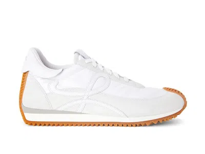 Pre-owned Loewe Men's  Flow Runner Low Sneakers In White/light Grey/gum