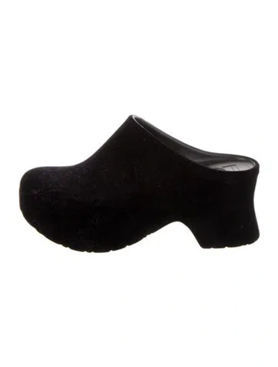Pre-owned Loewe Mules In Black