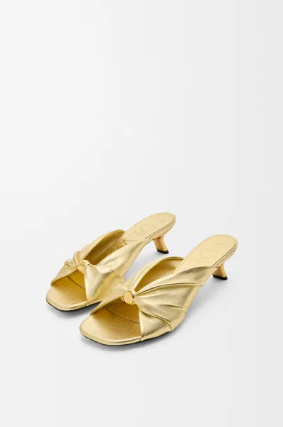 Loewe Pebble Soft Slide In Laminated Lambskin Size:41 For Woman In Gold