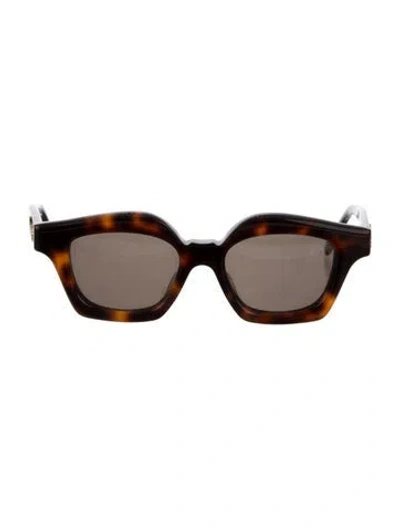 Pre-owned Loewe Narrow Tinted Sunglasses In Brown