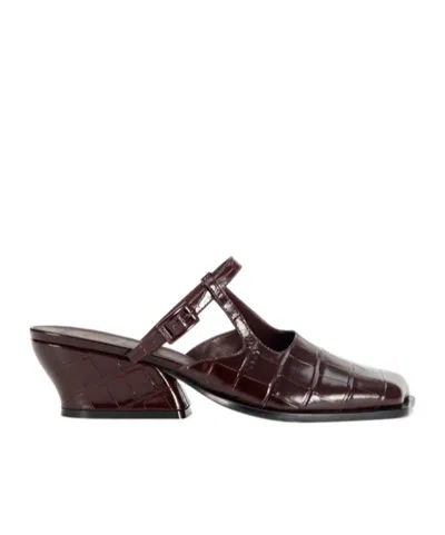 Loewe Onda Croc-embossed Leather Mules In Brown
