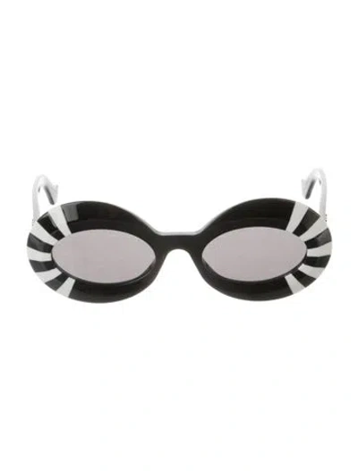 Pre-owned Loewe Oversize Tinted Sunglasses In Black