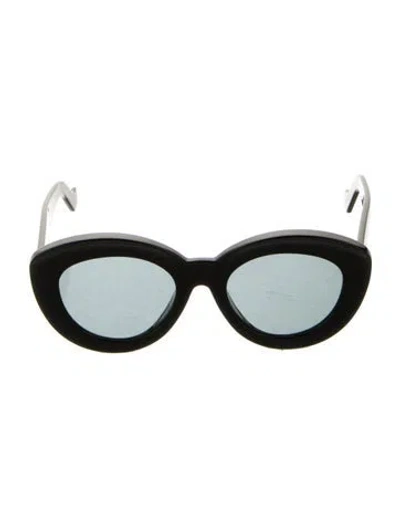 Pre-owned Loewe Oversize Tinted Sunglasses In Black