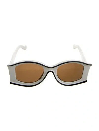 Pre-owned Loewe Oversize Tinted Sunglasses In White