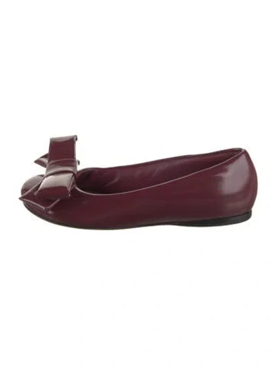 Pre-owned Loewe Patent Leather Ballet Flats In Burgundy