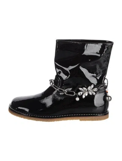 Pre-owned Loewe Patent Leather Chain-link Accents Boots In Black