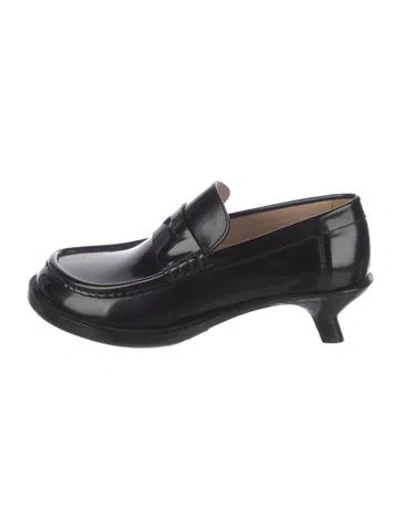 Pre-owned Loewe Patent Leather Pumps In Black