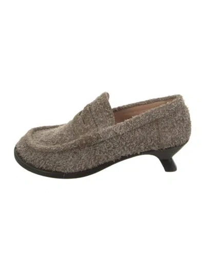 Pre-owned Loewe Patterned Pumps In Neutral