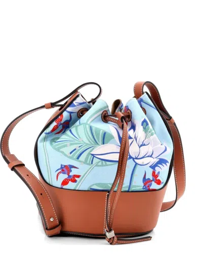 Pre-owned Loewe Paula's Ibiza Balloon Printed Canvas And Leather Small Bucket Bag In Blue