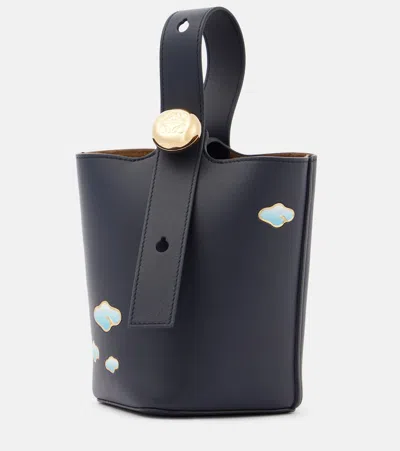 Loewe Pebble Mini Leather Bucket Bag In Black