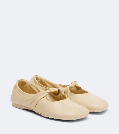 Loewe Mary-jane-ballerinas Pebble Soft Aus Leder In Neutral