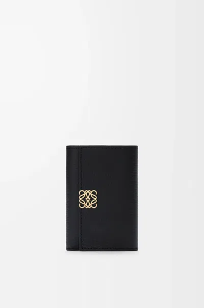 Loewe Petit Portefeuille Vertical Anagram En Cuir Grainé Pour Femme In Black