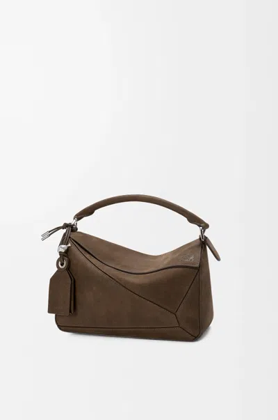 Loewe Small Featherlight Puzzle Bag In Grained Nubuck For Woman In Gray