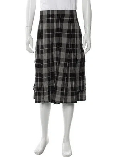 Pre-owned Loewe Plaid Print Flat Front Shorts W/ Tags In Black