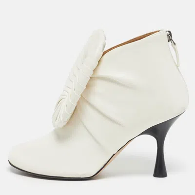Pre-owned Loewe Pleated Buckle Size 36 White Leather Booties