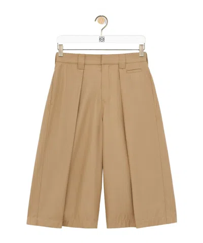 Loewe Pleated Shorts In Cotton In Nude