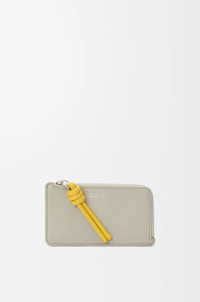Loewe Porte-cartes Et Monnaie Knot En Cuir Nappa Brillant Pour Femme In Green