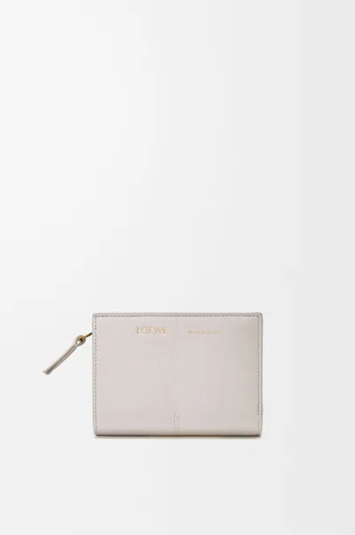 Loewe Portefeuille Compact Duet En Cuir Lisse Et Grainé Pour Femme In Gray
