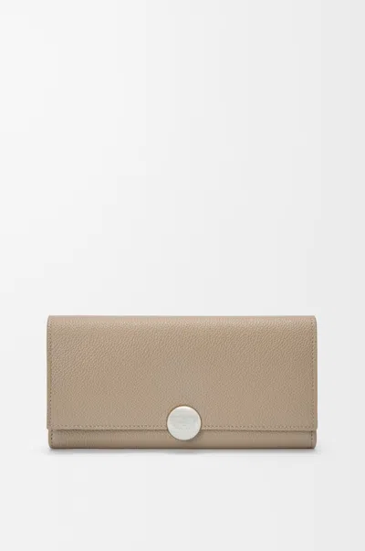 Loewe Portefeuille Continental Anagram En Cuir Grainé Pour Femme In Gold