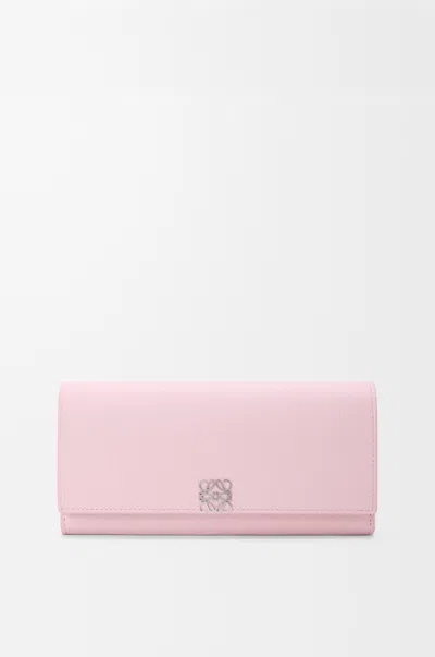 Loewe Portefeuille Continental Anagram En Cuir Grainé Pour Femme In Pink