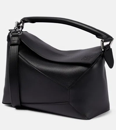 Loewe Puzzle Edge Leather Shoulder Bag In Black
