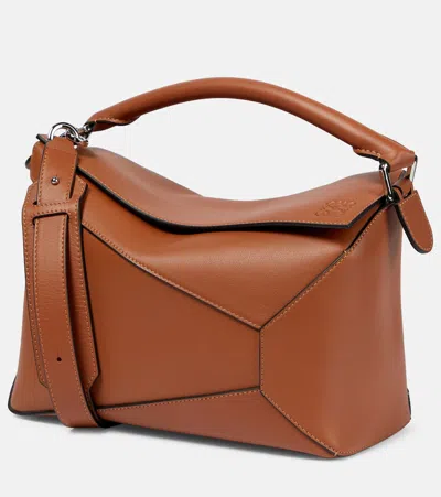 Loewe Puzzle Edge Leather Shoulder Bag In Brown