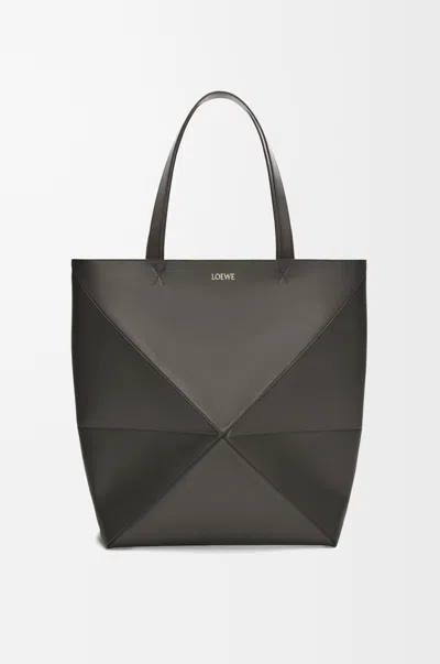 Loewe Xl Puzzle Leather Tote Bag In Grau