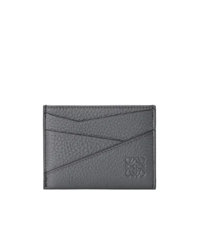 Loewe Puzzle Plain Cardholder In Supple Grained Calfskin In Purple