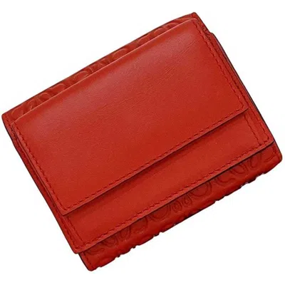 Pre-owned Loewe Red Color Leather Wallet (tri-fold) ()
