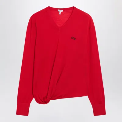 Loewe Womens Logo-embroidered Twisted-side Wool Jumper Xs In Red