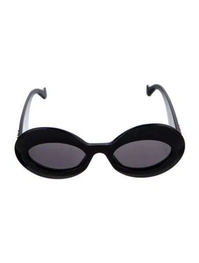Pre-owned Loewe Round Tinted Sunglasses In Black