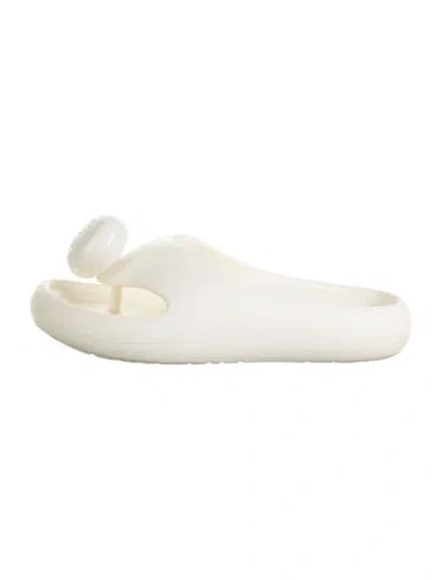 Pre-owned Loewe Rubber Flip Flops In White
