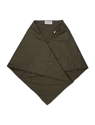 Pre-owned Loewe Shawl In Green