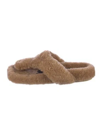 Pre-owned Loewe Shearling Slides In Neutral