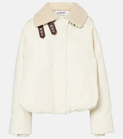 Loewe Wattierte Jacke Mit Shearling In White