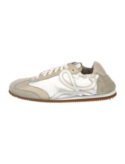 Pre-owned Loewe Signature Logo Leather Sneakers In White