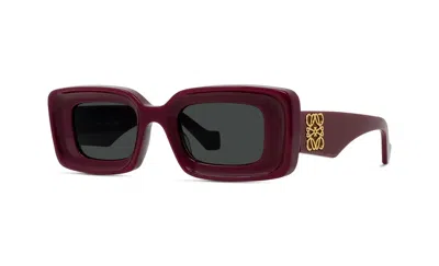 Loewe Smoke Rectangular Ladies Sunglasses Lw40101i 66a 46 In Burgundy